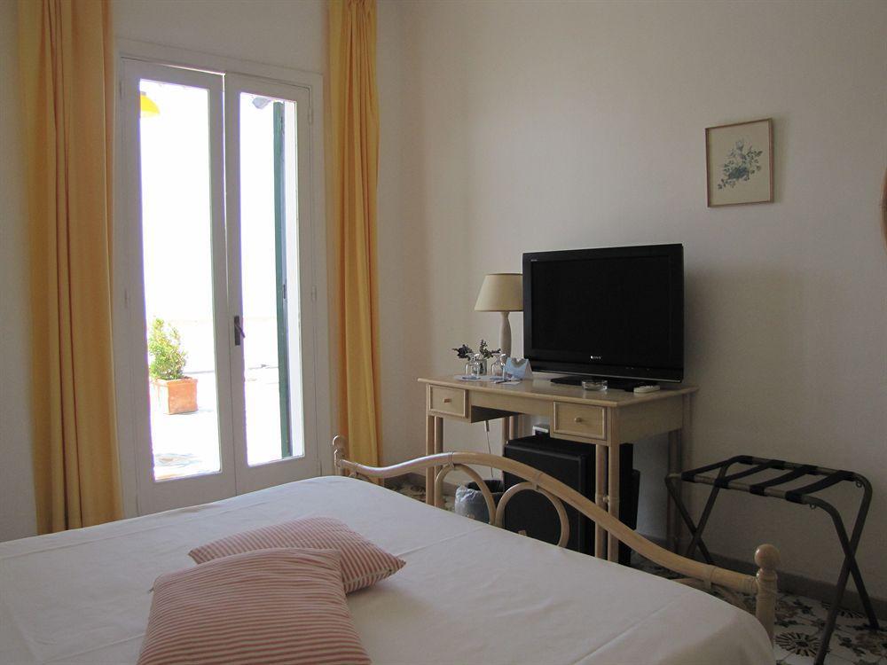 Appartamenti Casa Del Sole Sant'Angelo  Eksteriør billede